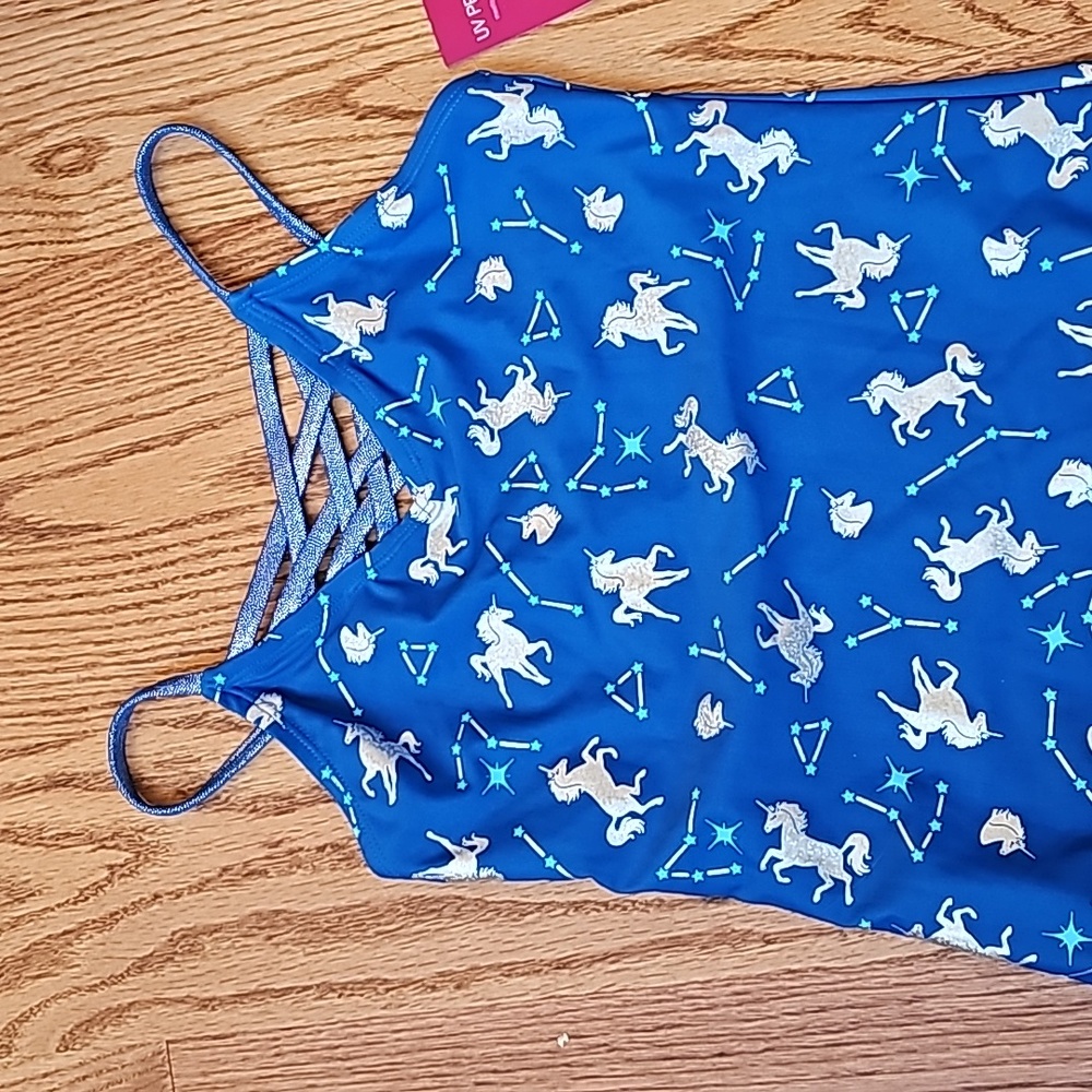 Girl one piece swim suit